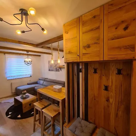 Daire Olimpijska Kuca