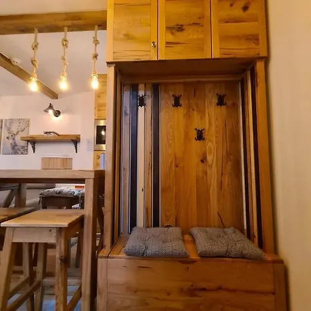 Olimpijska Kuca Daire Jahorina